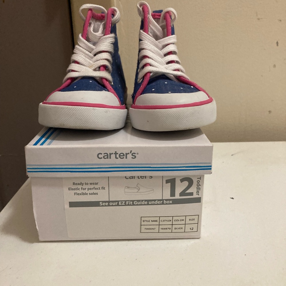 Carter’s rainbow sneakers size 1